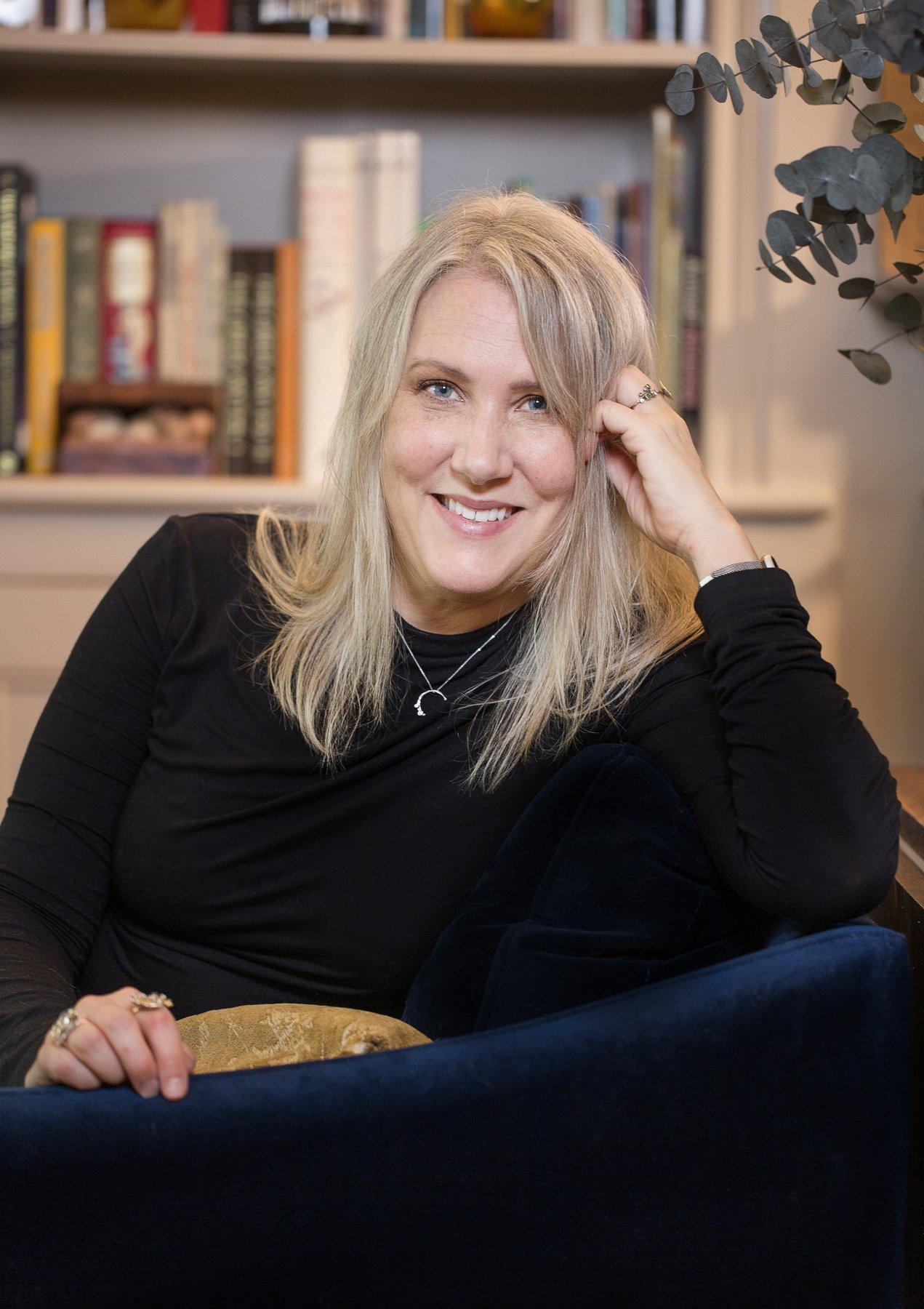 Elaine Kasket